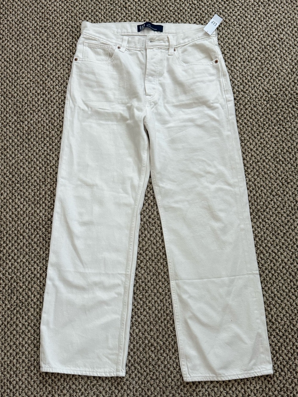 GAP Relaxed Straight White Jeans - 8 Short